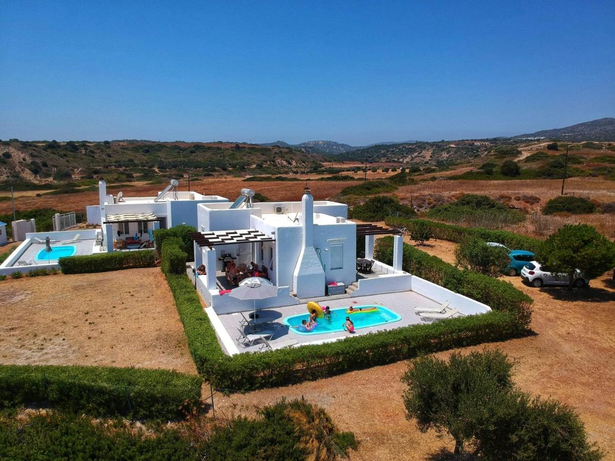 Sea Breeze Villa Lakhania Ngoại thất bức ảnh