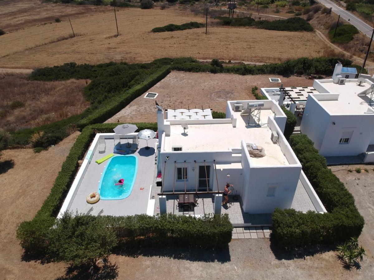 Sea Breeze Villa Lakhania Ngoại thất bức ảnh